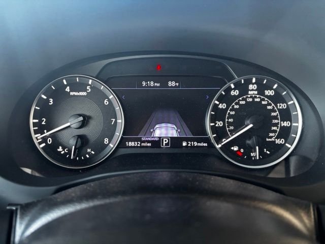 Used 2024 Gray INFINITI PURE image 10