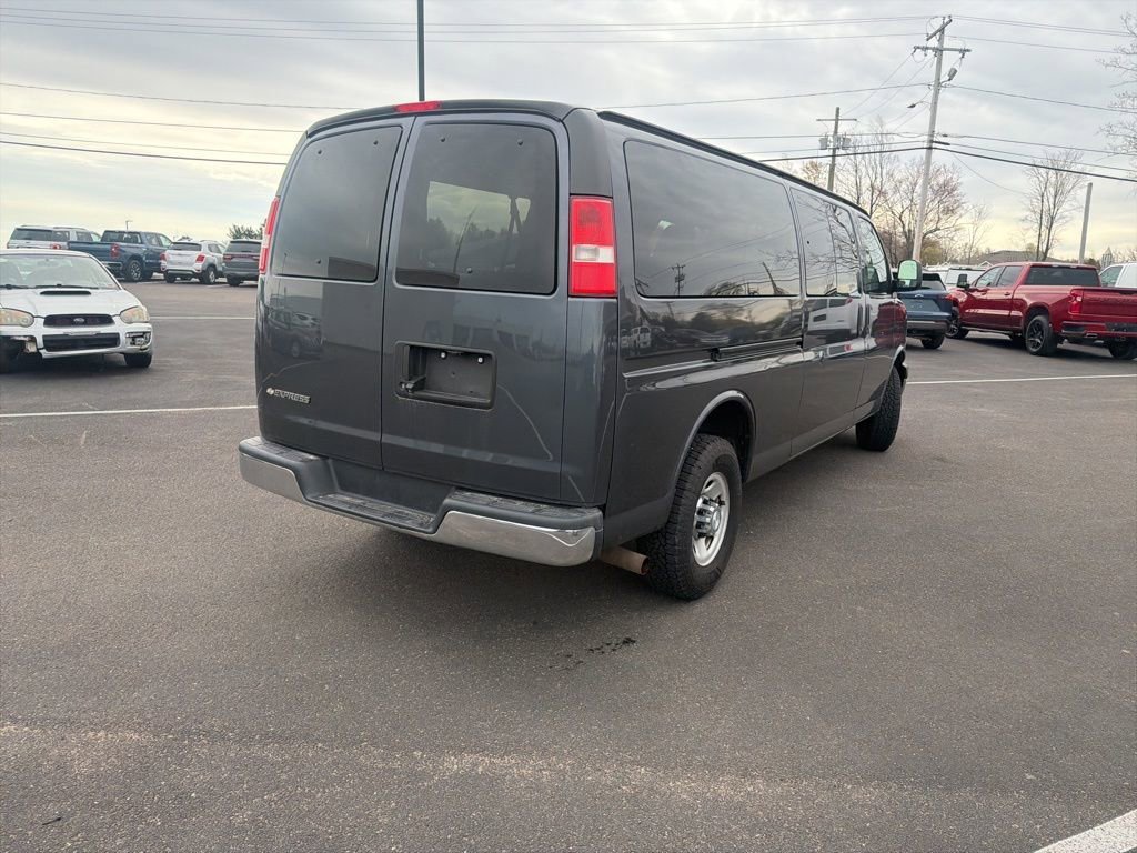 Used 2017 CYBER GRAY METALLIC Chevrolet LT image 7