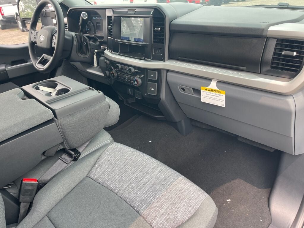 New 2026 Oxford White Ford XLT image 20