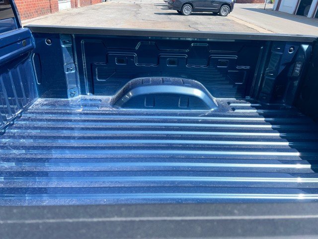 2025 Chevrolet Silverado 2500 HD LT - Photo 9