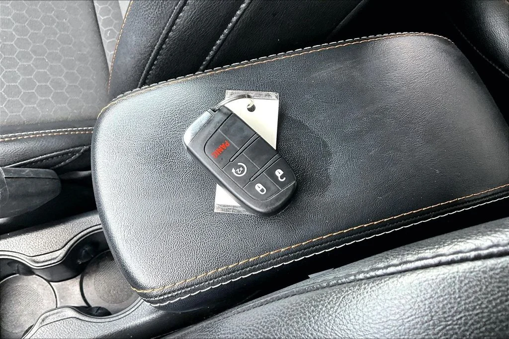 Certified Used 2019 Silver Jeep Latitude image 35