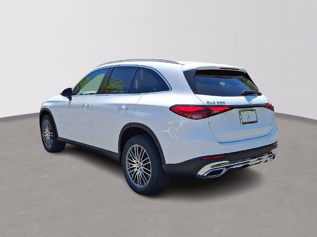 New 2026 Polar White Mercedes-Benz GLC 300 image 19