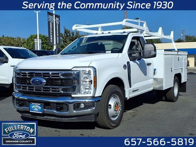 2024 Ford Chassis Cab XLT