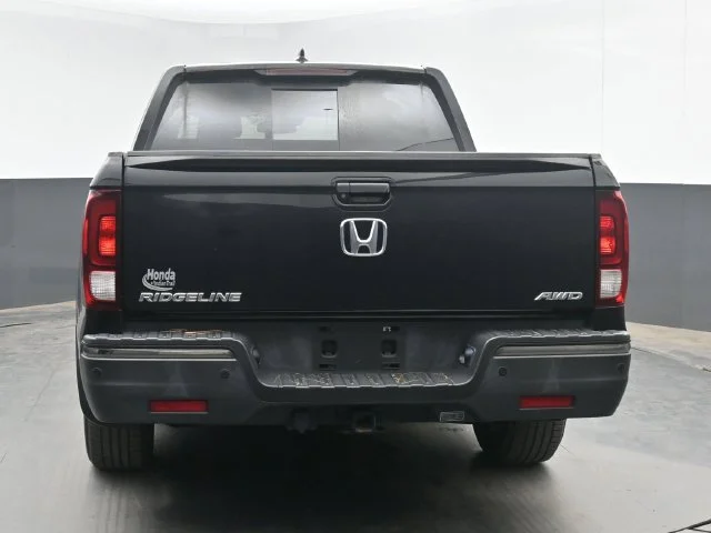 2020 Honda Ridgeline Black Edition - Photo 9