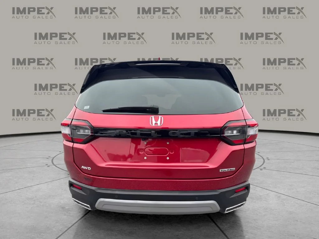 Used 2025 Red Honda Touring image 4