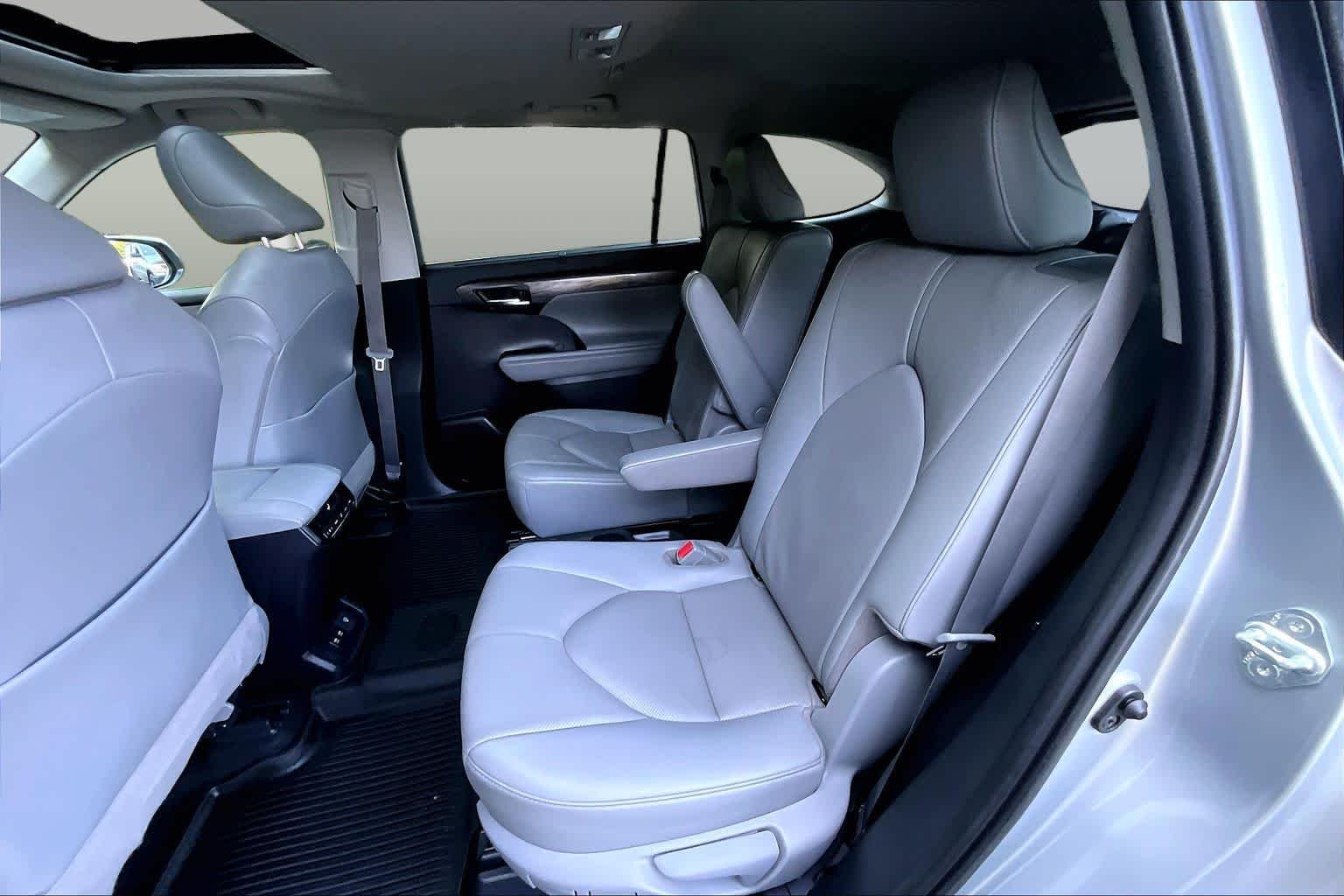 Used 2020 Celestial Silver Metallic Toyota Limited image 20