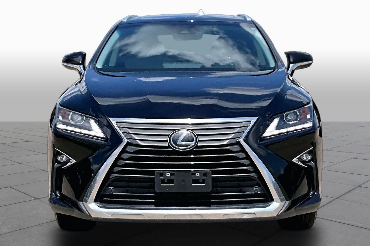 Used 2017 Obsidian Lexus  image 4