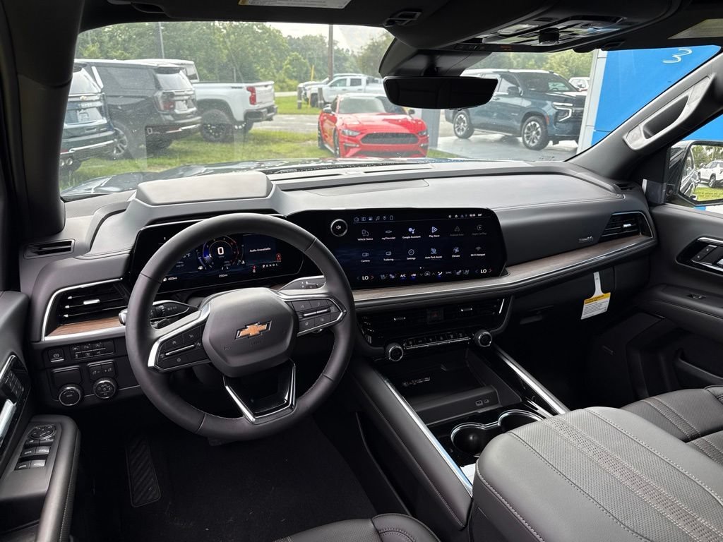New 2026 Black Chevrolet High Country image 10