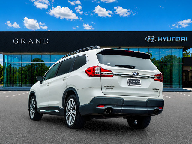 Used 2019 White Subaru Limited image 4