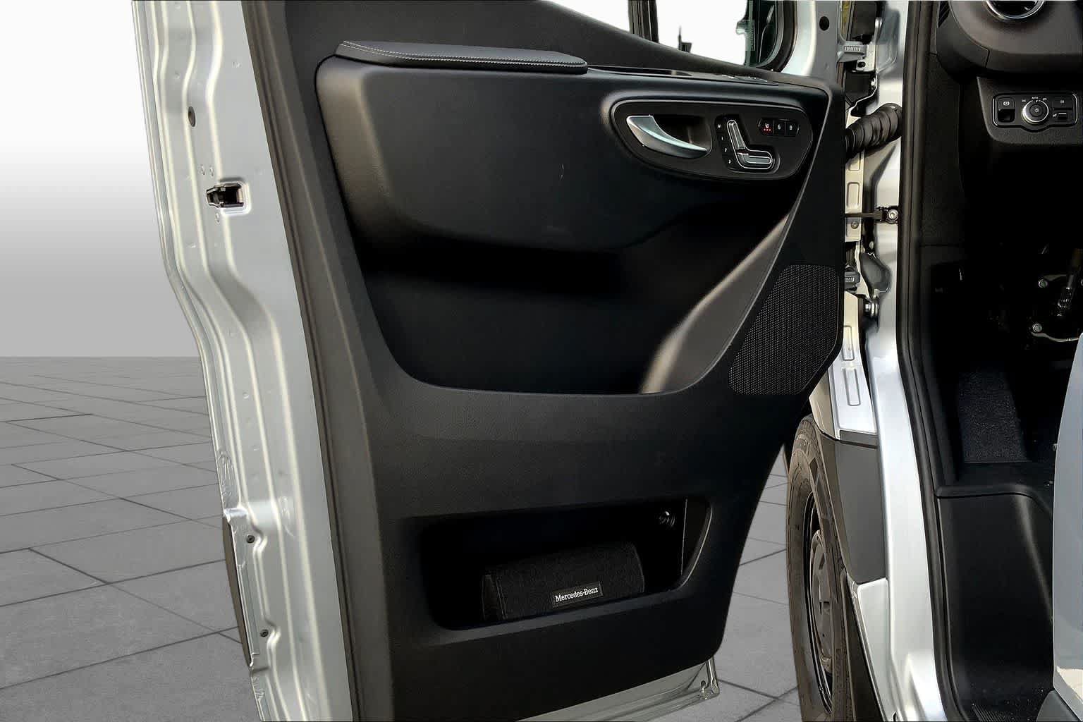 New 2026 High-tech silver metallic Mercedes-Benz  image 14
