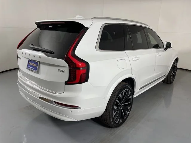 2026 Volvo XC90 Plus - Photo 8