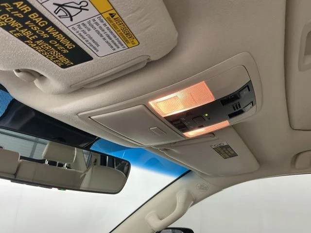 Used 2020  Lexus 460 image 23