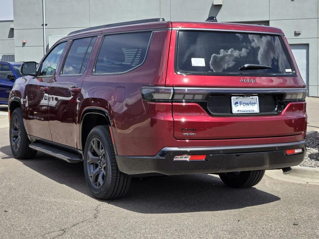 New 2026 Velvet Red Pearl-Coat Exterior Paint Jeep Limited Altitude image 3