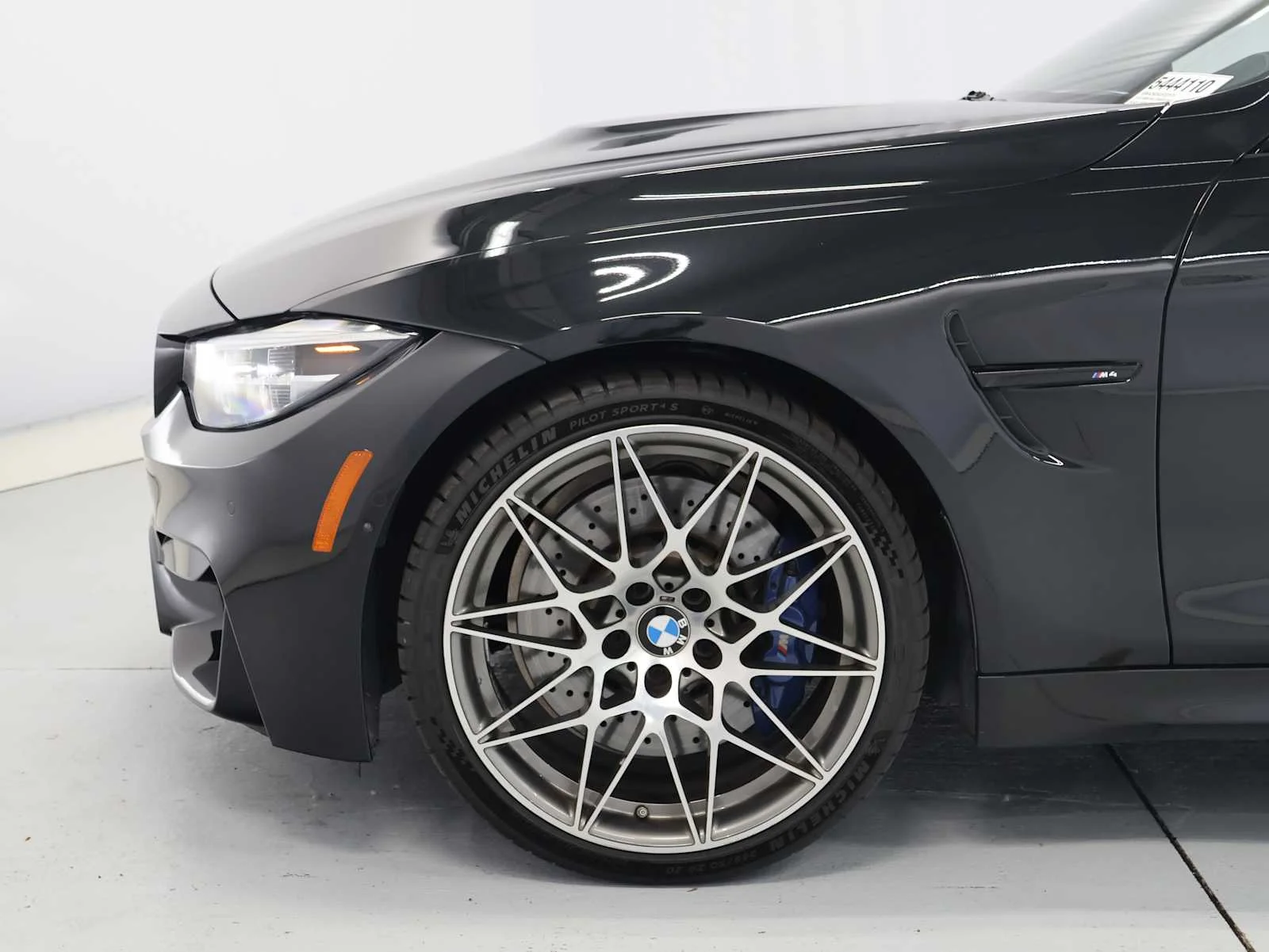 Used 2018 Black Sapphire Metallic BMW  image 11