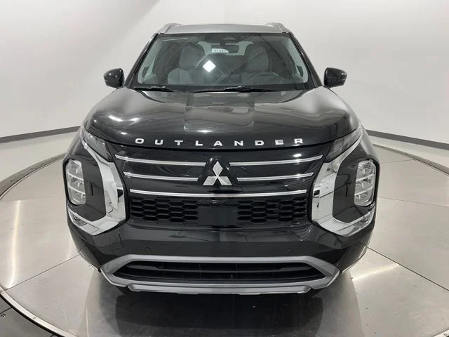 2025 Mitsubishi Outlander SEL Platinum Edition - Photo 8