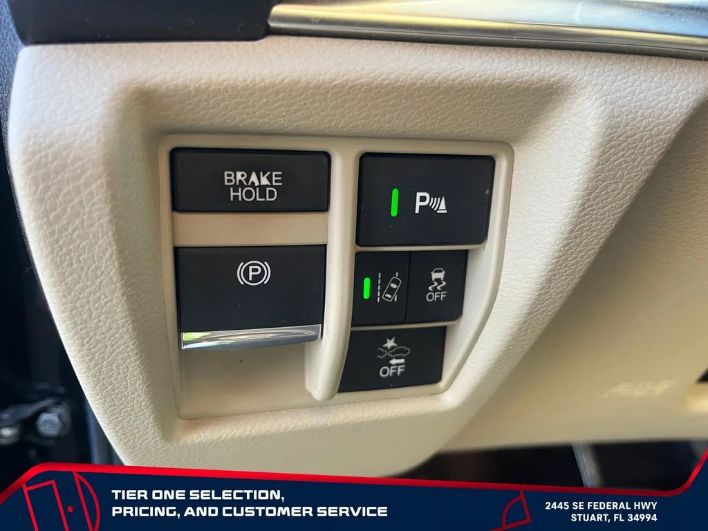 Used 2020 Black Acura Technology Package image 15