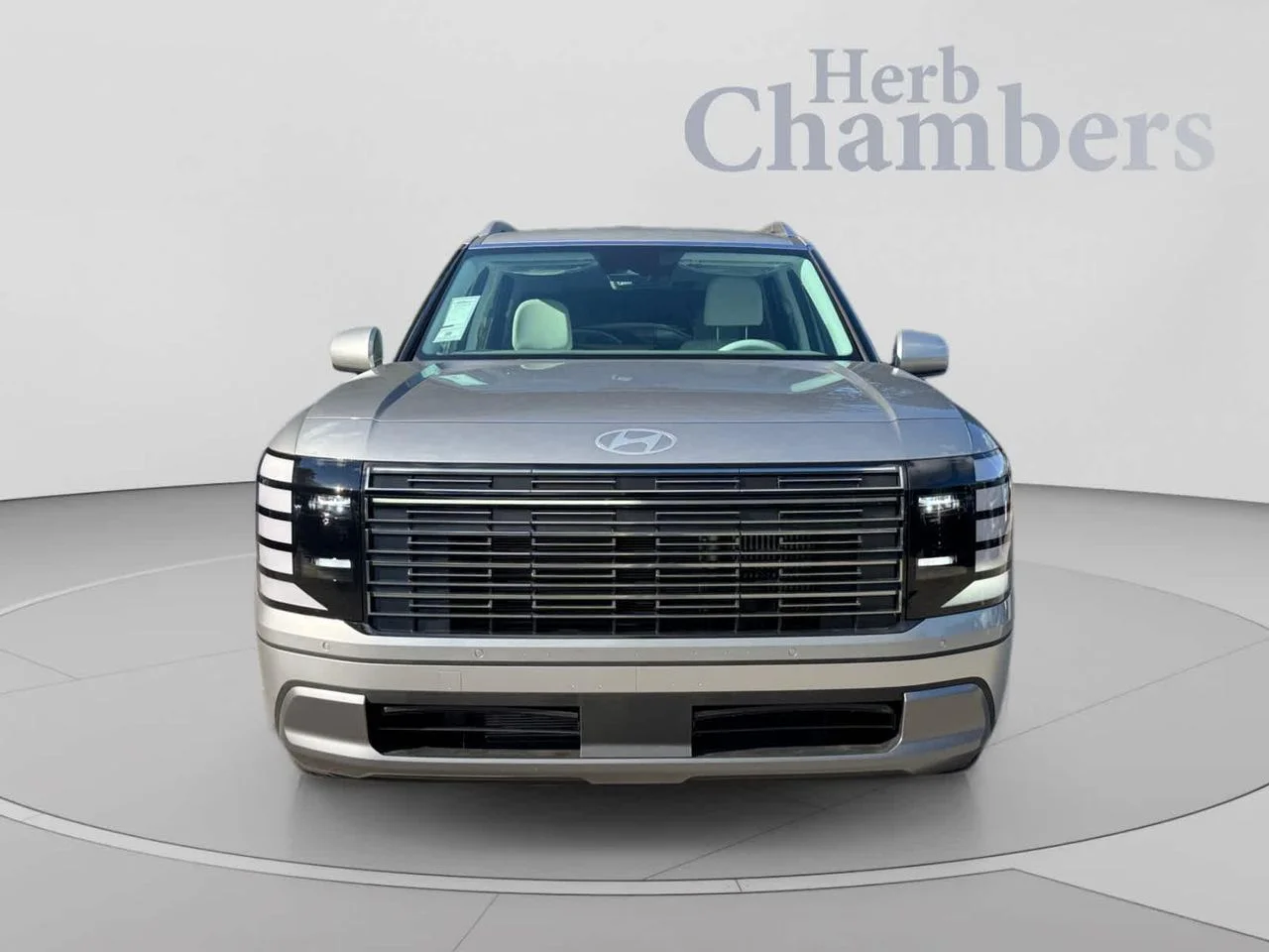 New 2027 Silver Hyundai SEL 7P image 2