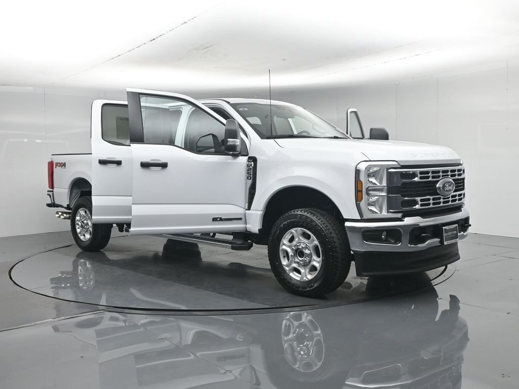 New 2026 Oxford White Ford XLT image 31