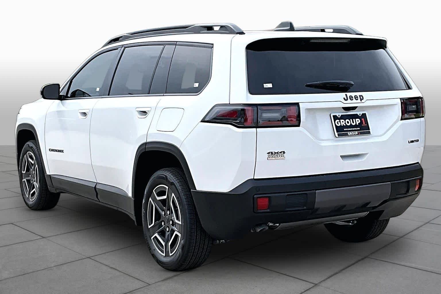 New 2026 Bright White Clear-Coat Exterior Paint Jeep Limited image 13