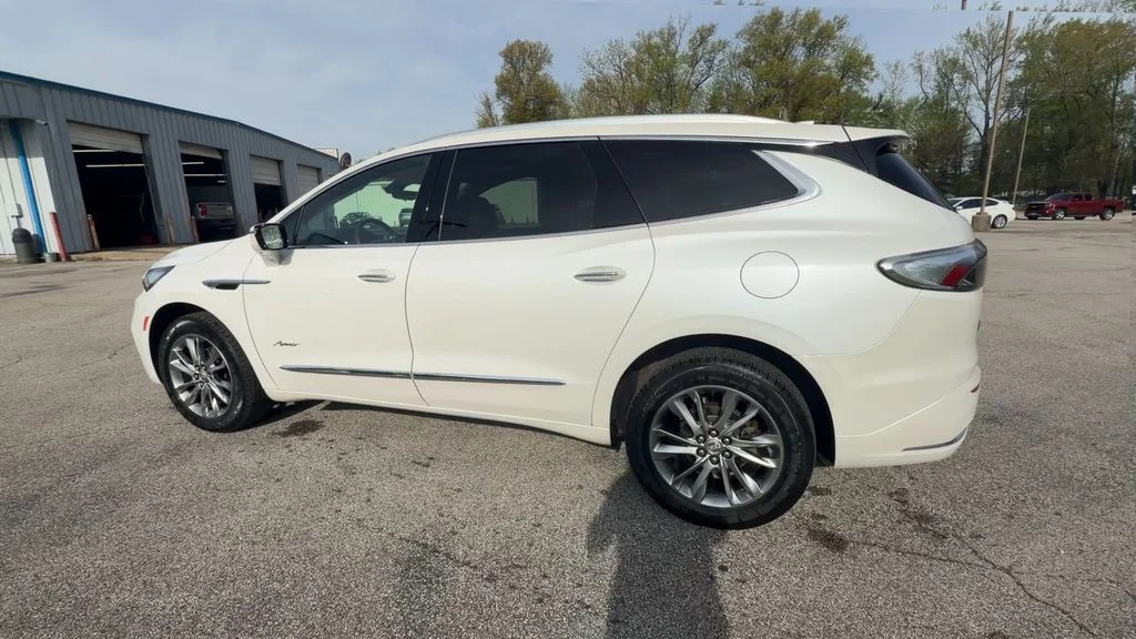 Used 2023 White Buick Avenir image 6