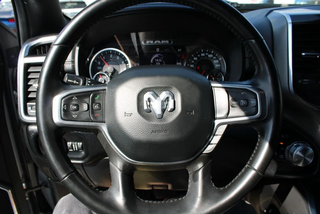 Used 2022 Silver Ram Laramie image 28