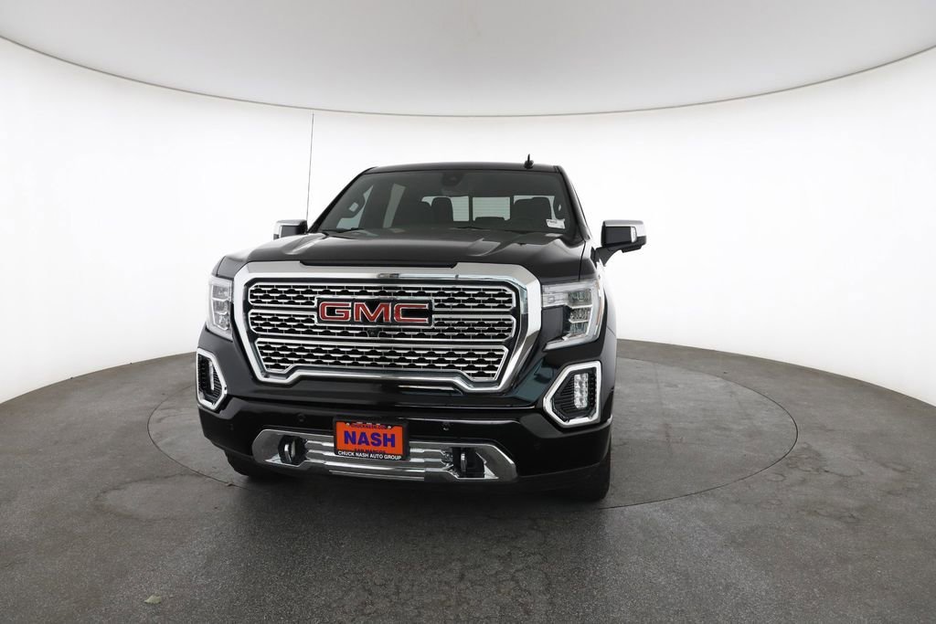 Used 2019 Black GMC Denali image 4