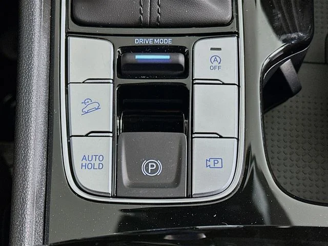 New 2026 Hyundai TUCSON SE