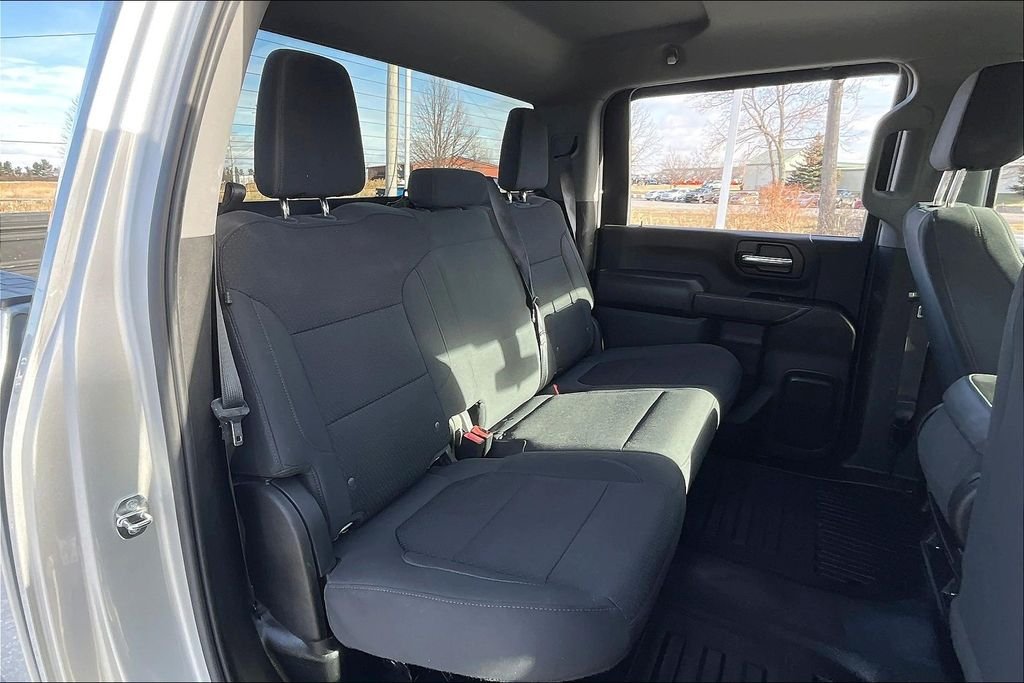 Used 2022 Quicksilver Metallic GMC Pro image 16
