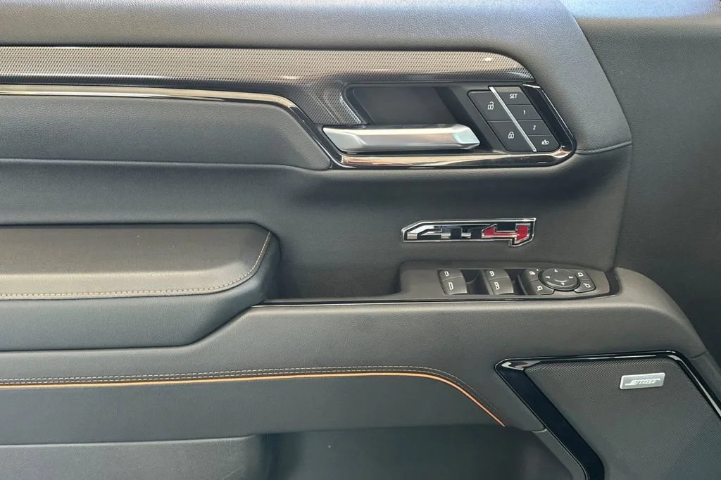 2025 GMC Sierra 1500 AT4 - Photo 11