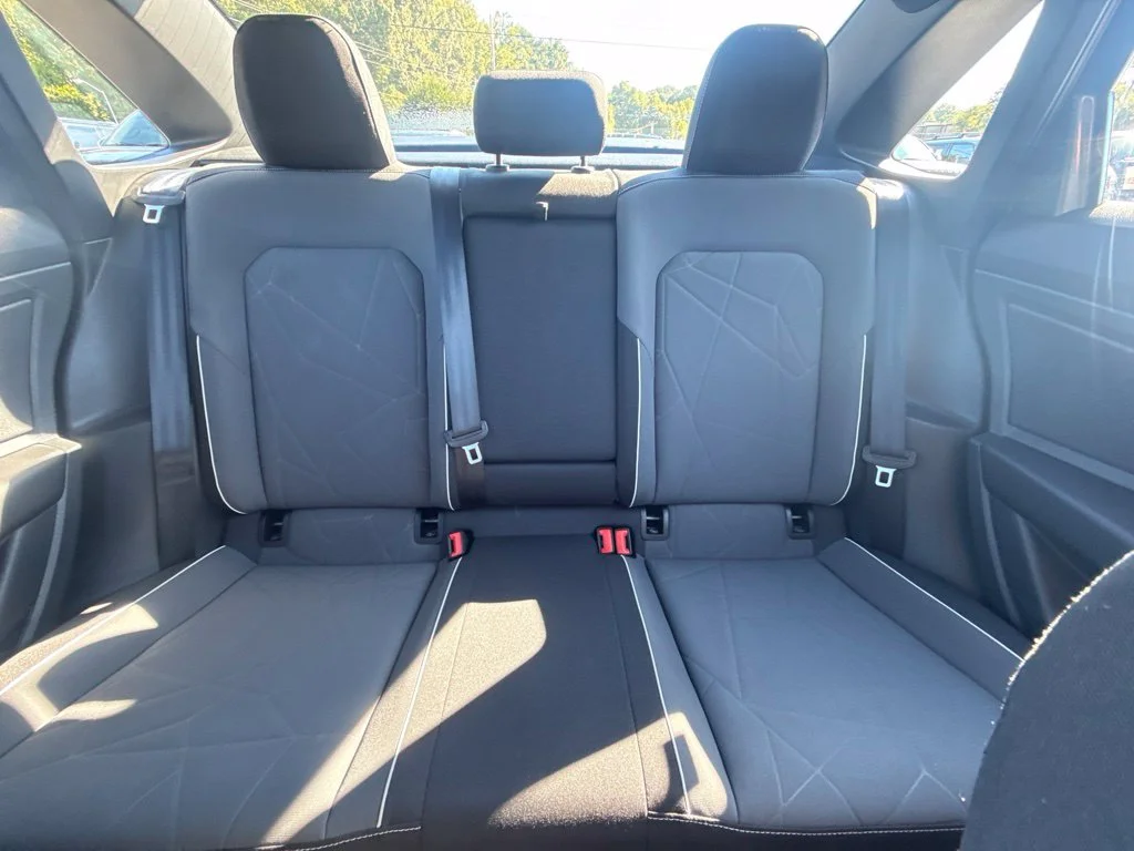 Used 2025 Gray Volkswagen 1.5T Sport image 10