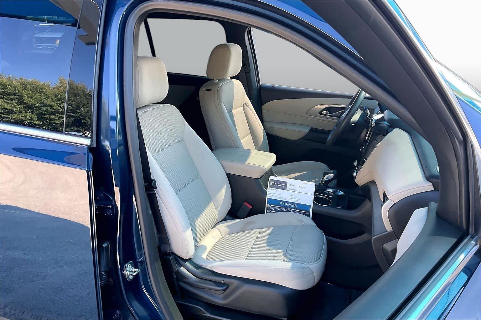 Used 2023 Northsky Blue Metallic Chevrolet LS image 8