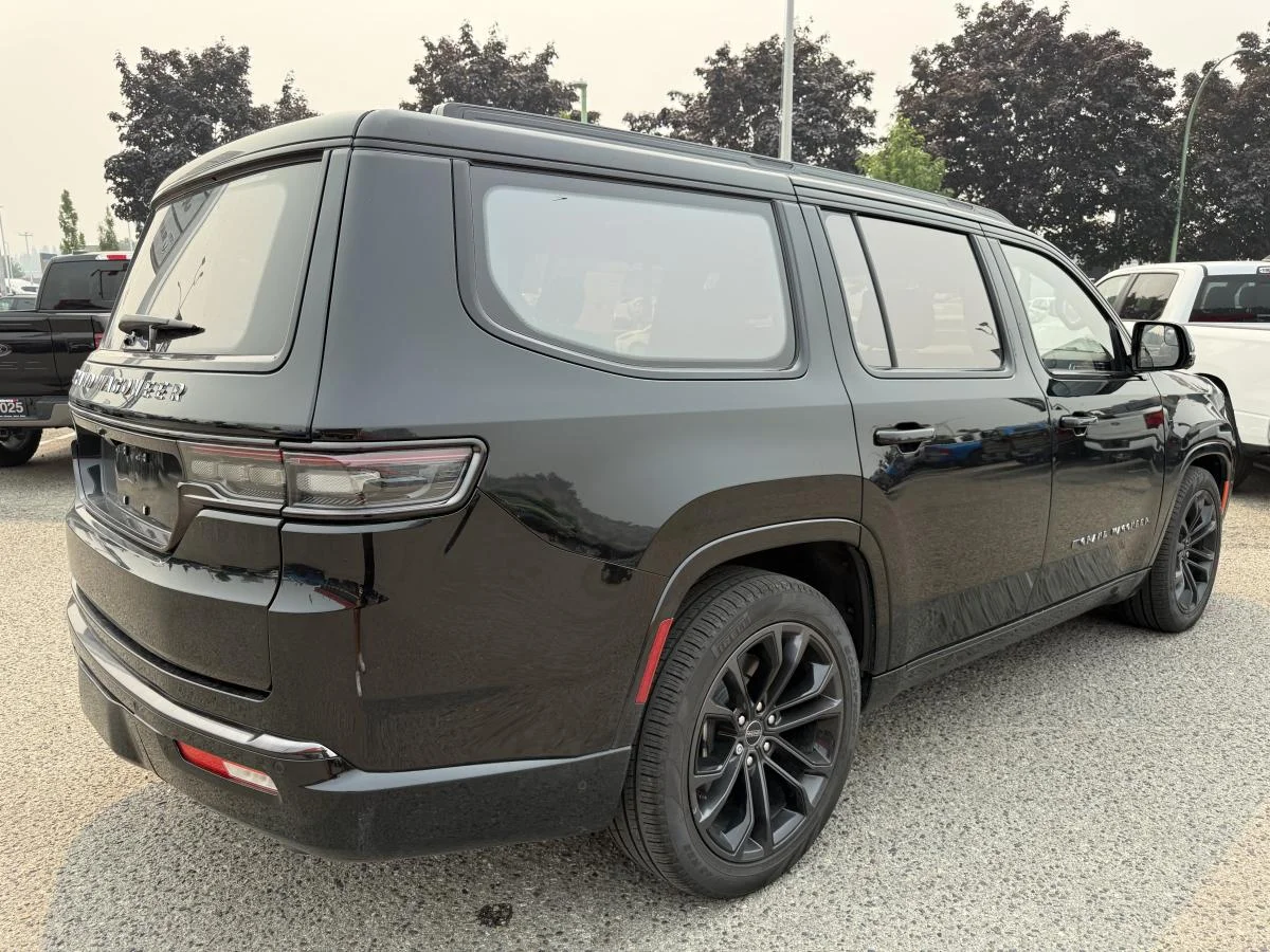 Used 2024 Black Jeep Series Ii Obsidian image 6