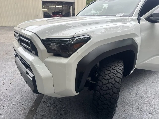 Used 2026 White Toyota SR5 image 32