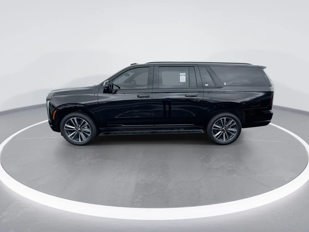 Used 2025 Black Cadillac Sport image 5