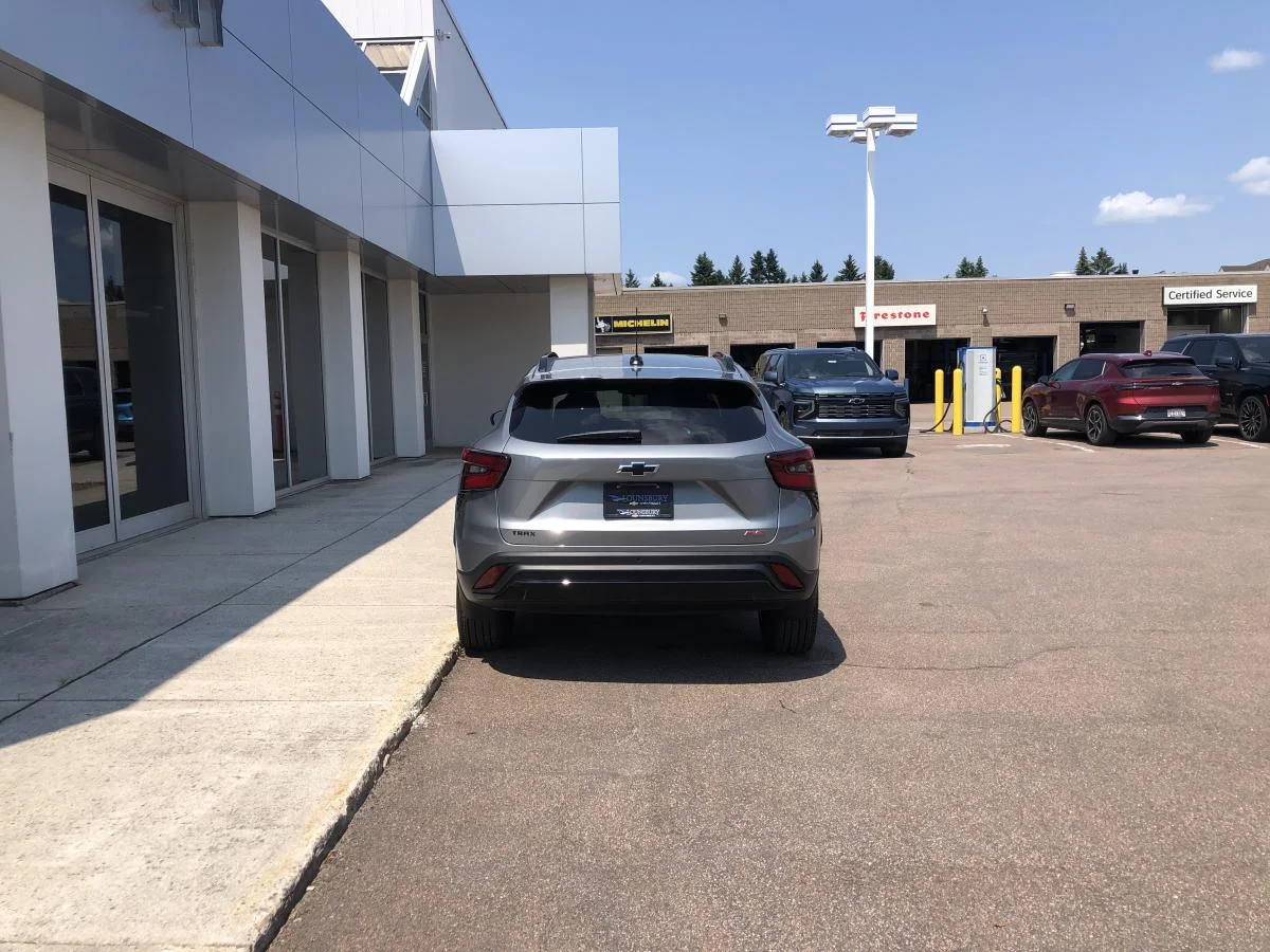 New 2026 Grey Chevrolet Fwd 4dr 2rs image 6