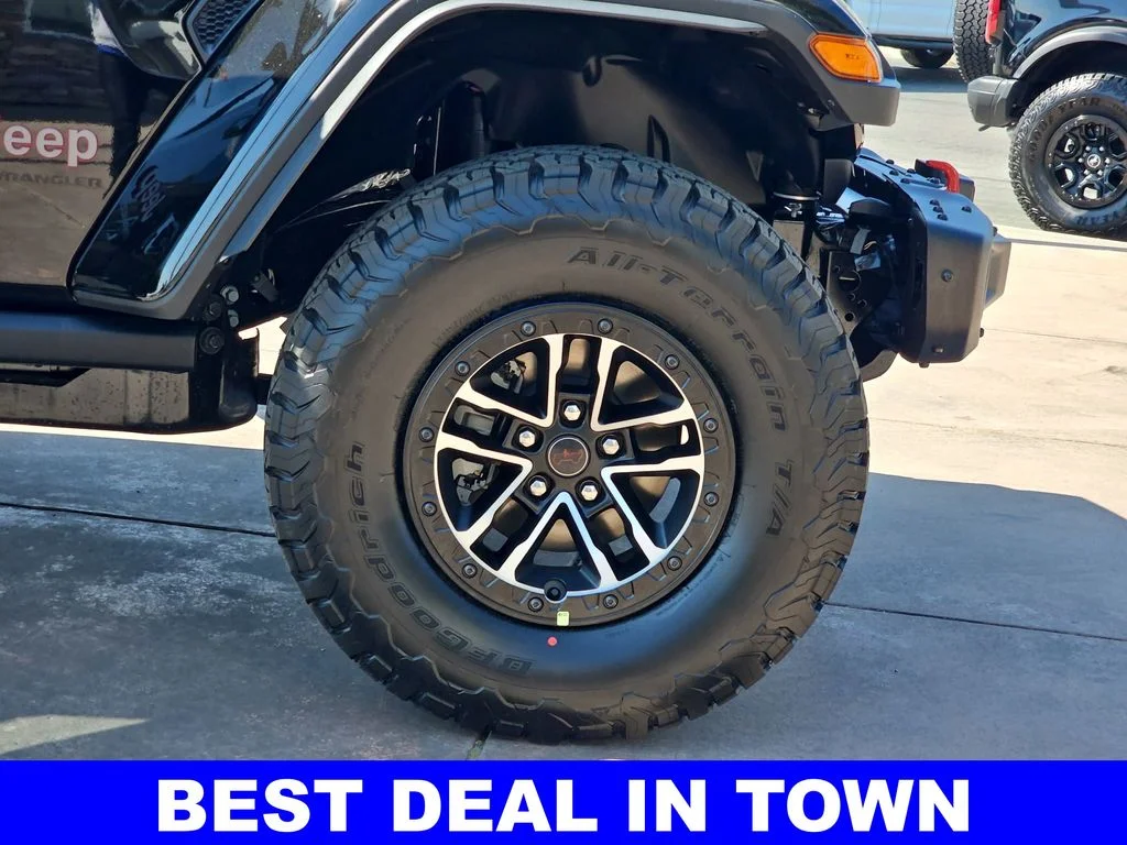 New 2026 Black Clear-Coat Exterior Paint Jeep Rubicon X image 29