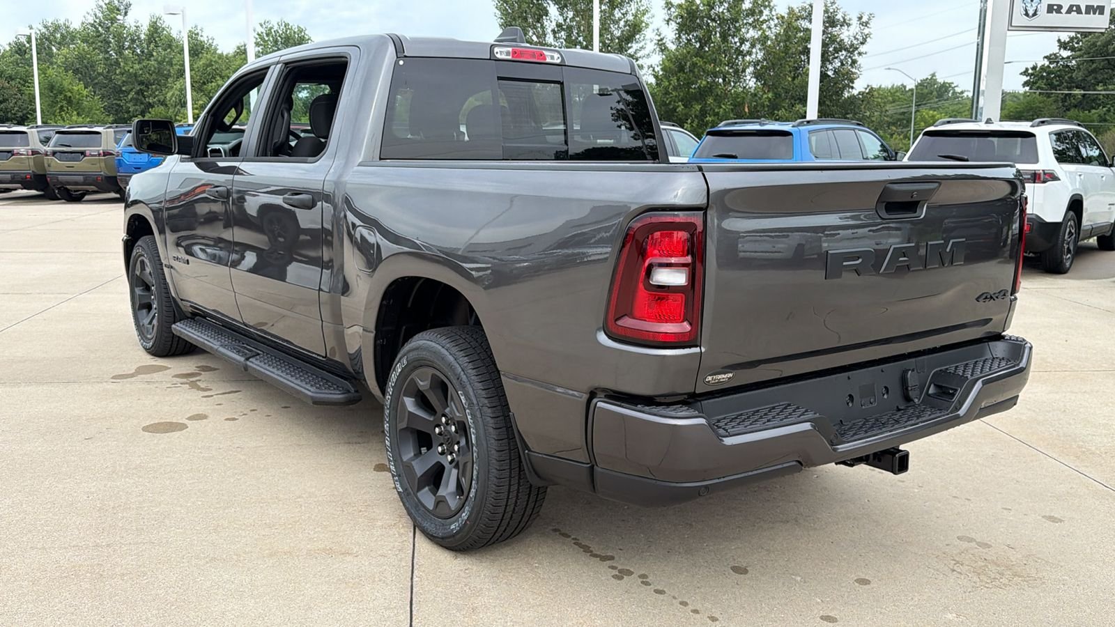 New 2026 Granite Crystal Metallic Clear-Coat Exterior Paint RAM Express image 7