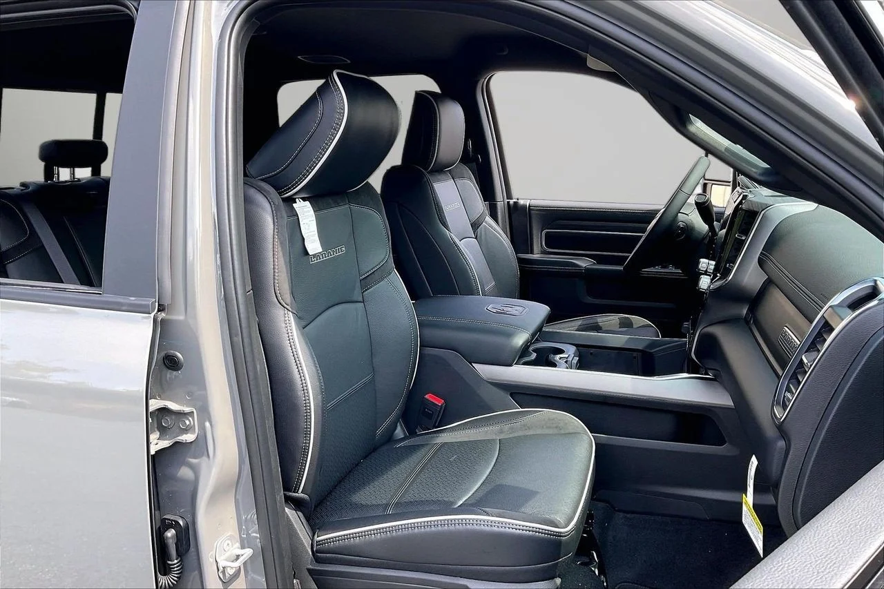 New 2027 Ceramic Gray Clear-Coat Exterior Paint RAM Laramie image 20