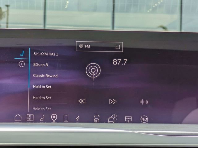 2025 Cadillac Escalade IQ Luxury 1 - Photo 18