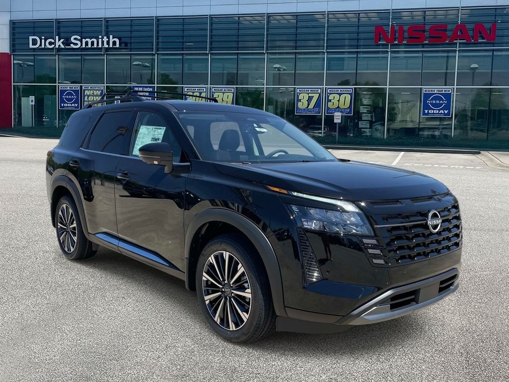2026 Nissan Pathfinder Platinum 2WD's photo