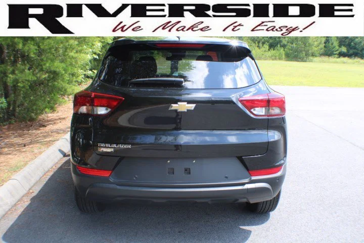 Used 2024 Mosaic Black Metallic Chevrolet LS image 15