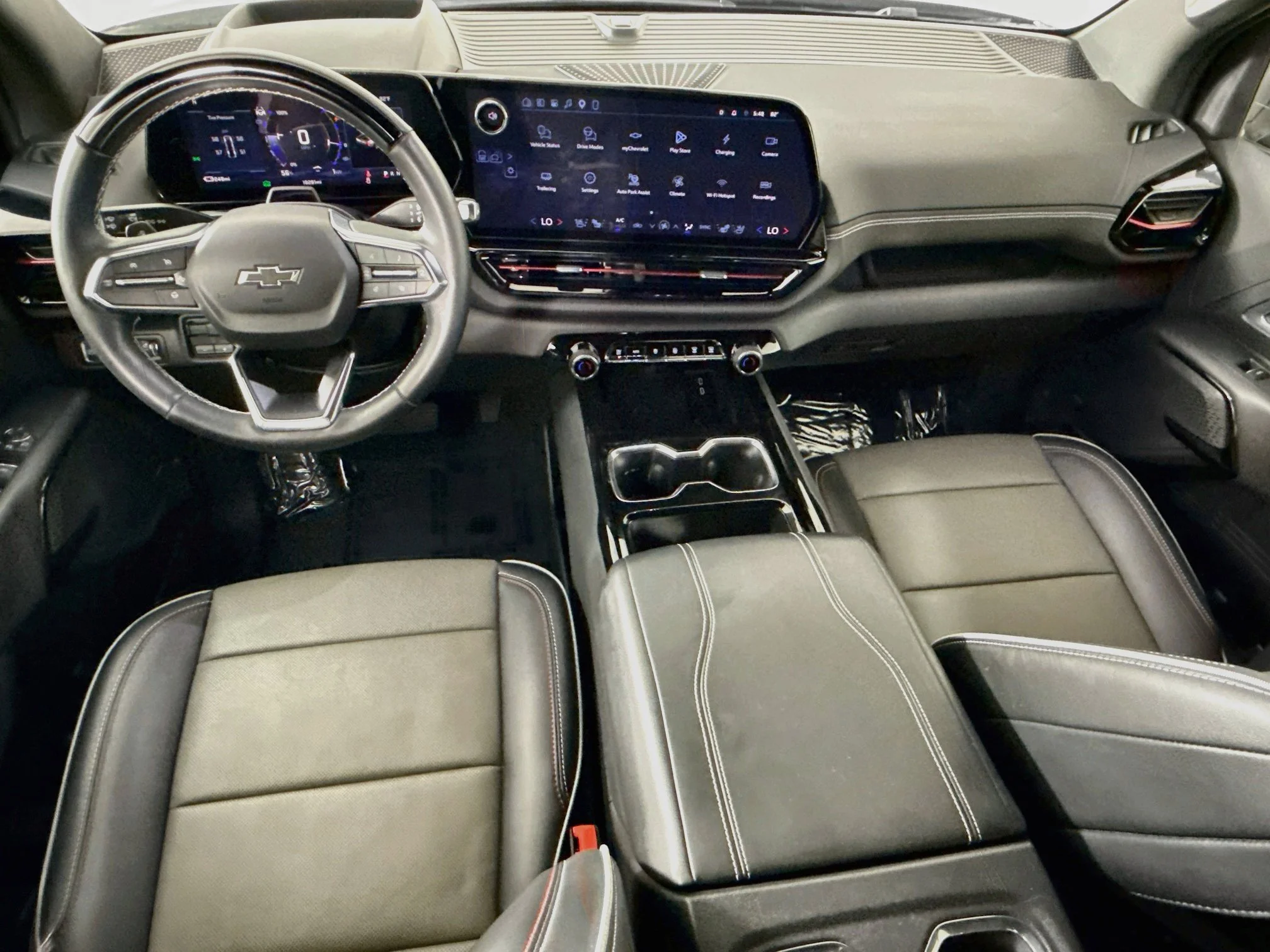 Used 2026 Black Chevrolet Trail Boss - Max Range image 25