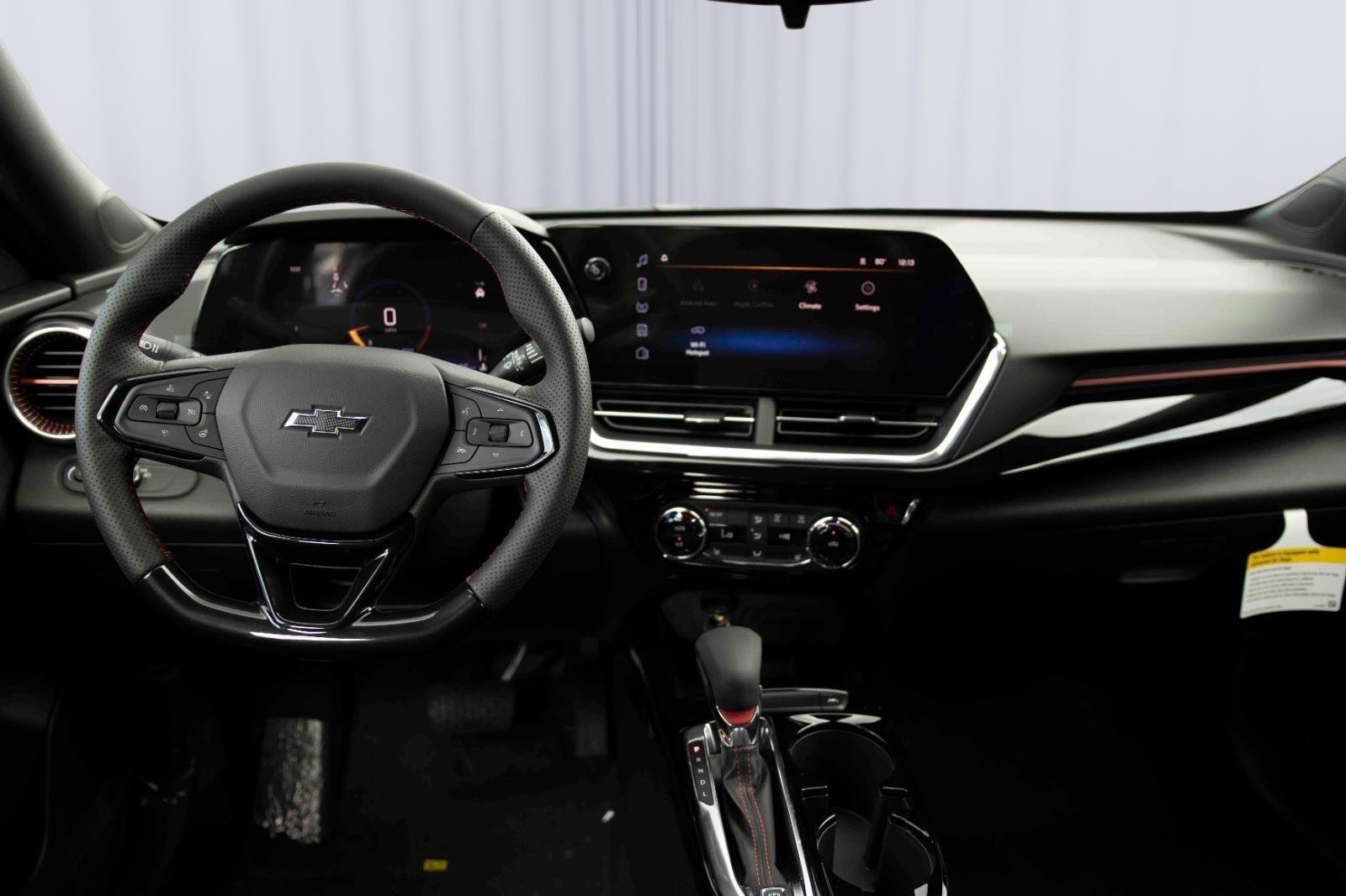2025 Chevrolet Trax RS - Photo 13