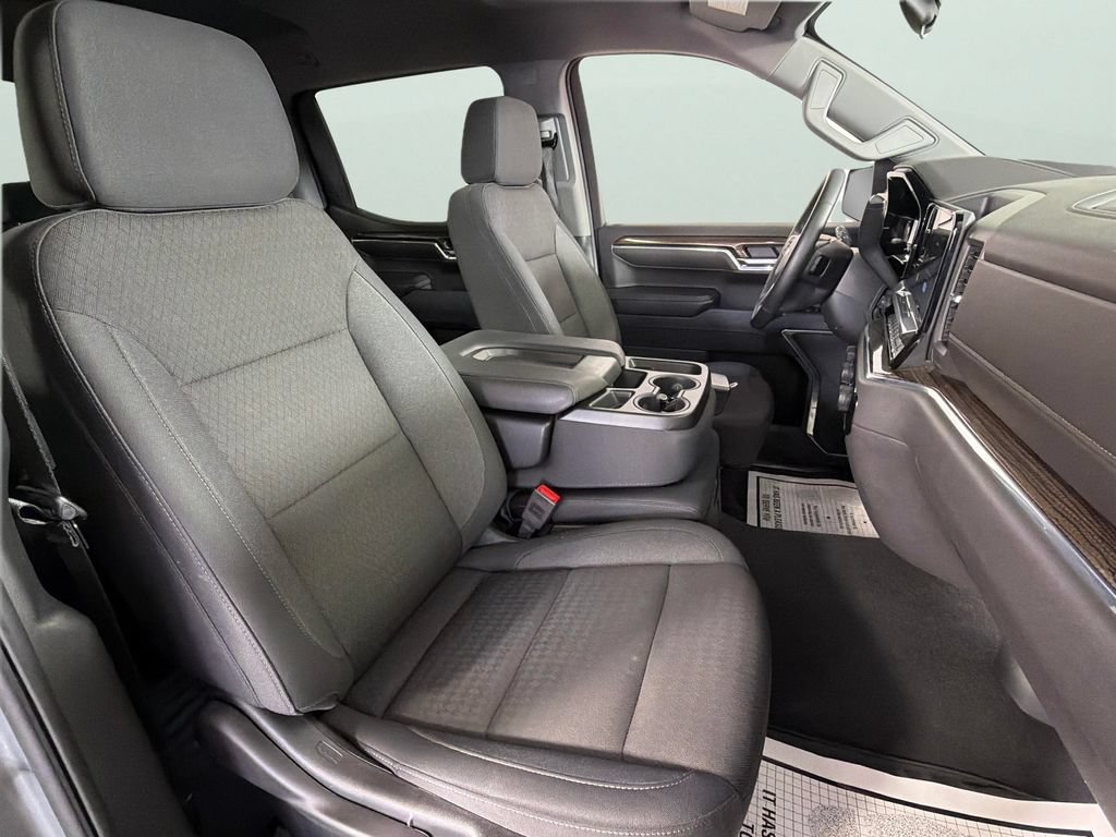 Certified Used 2025 Sterling Gray Metallic Chevrolet LT image 32
