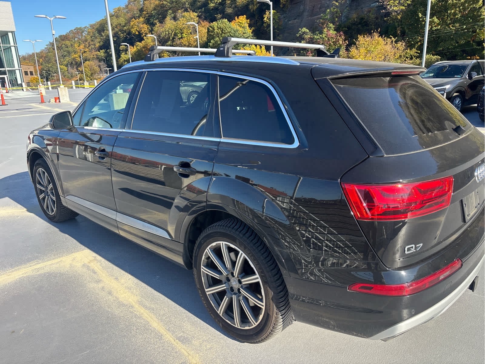 Used 2019 Night Black Audi Premium image 6