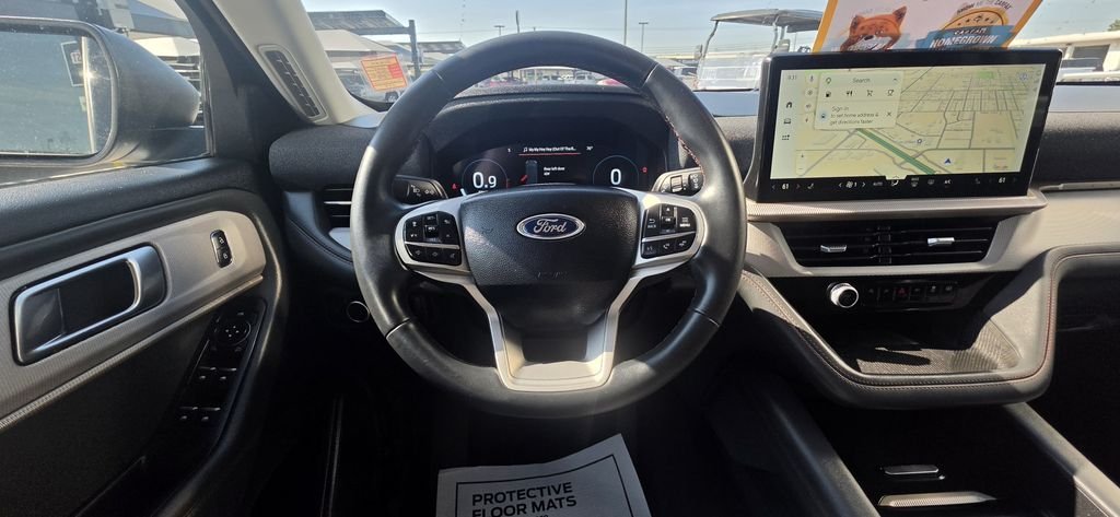 Used 2025 White Metallic Ford Active image 16