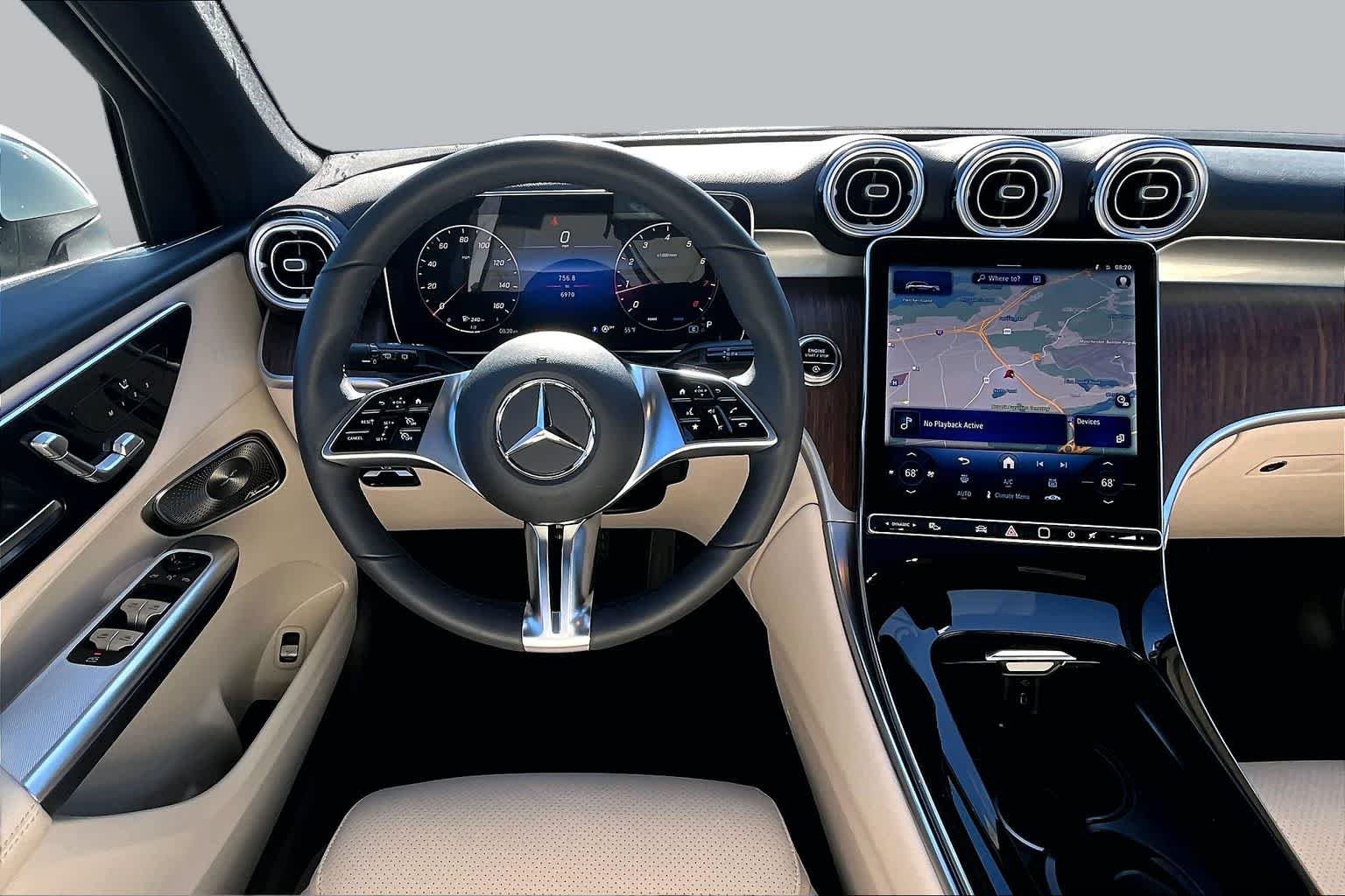 New 2026 Polar White Mercedes-Benz GLC 300 image 6