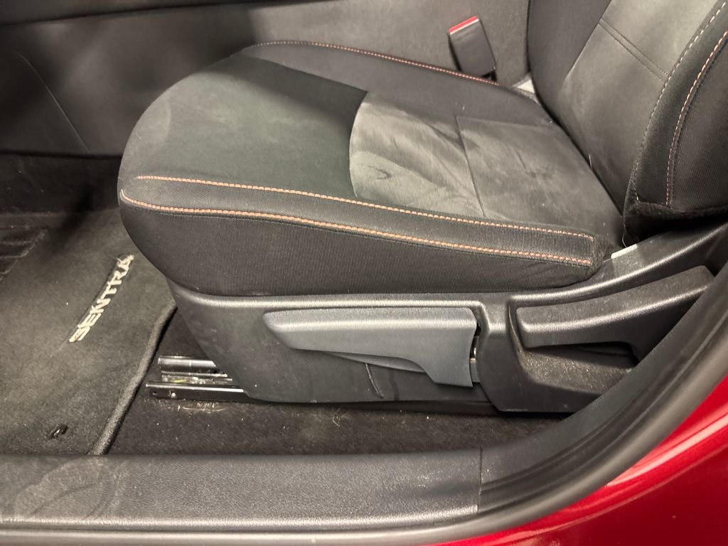 Used 2022 Red Nissan SR image 23