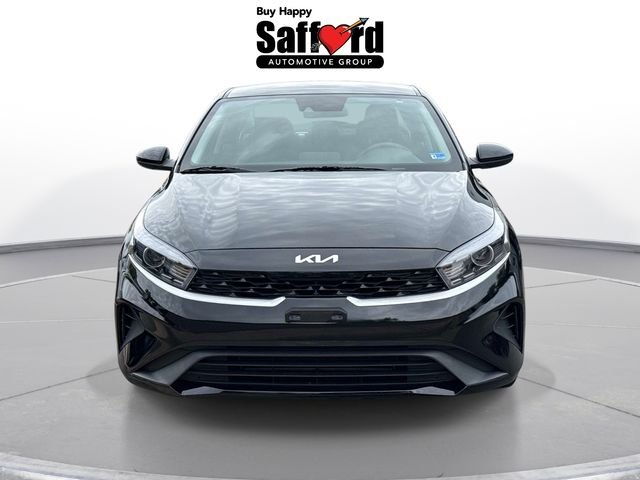 Used 2023 Black Kia LXS image 7