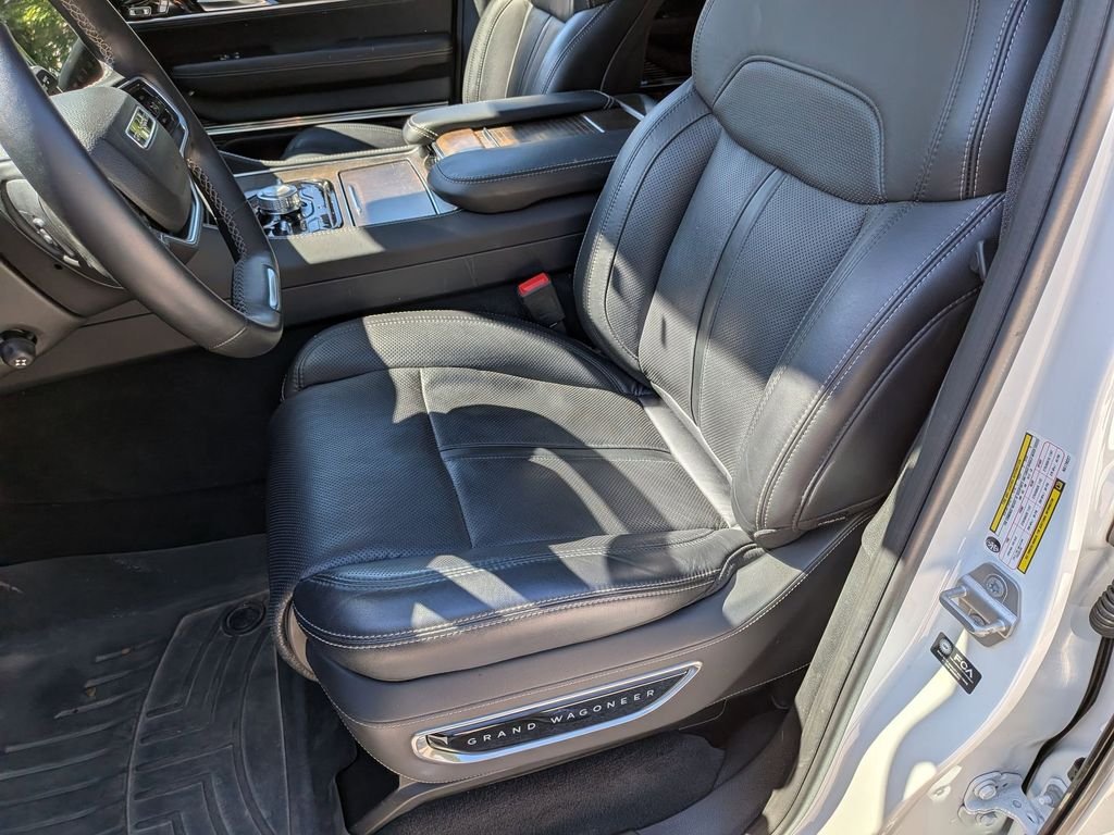 Used 2022 White Jeep Series I image 31